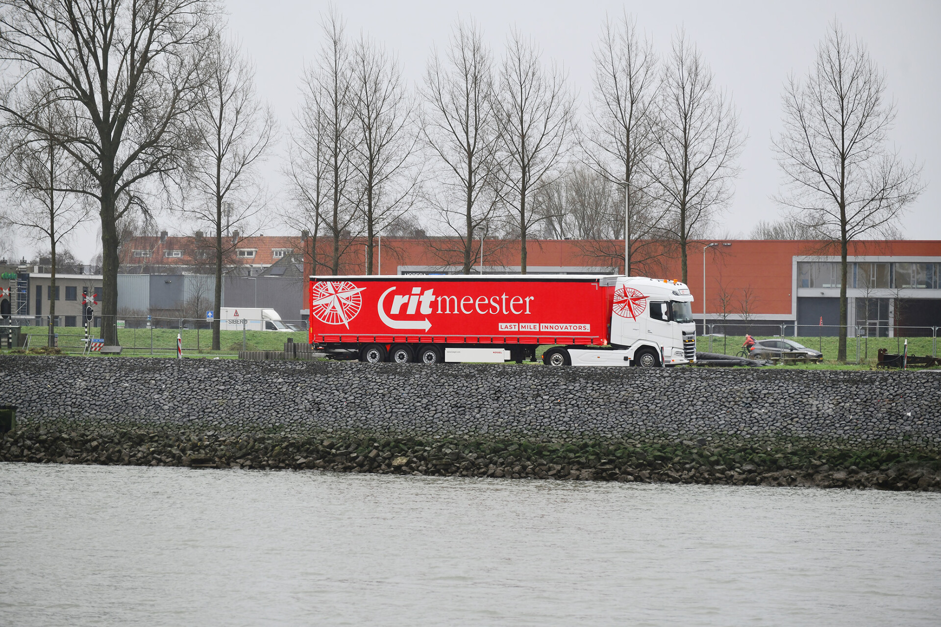18 12 Ritmeester HR  (45) 2